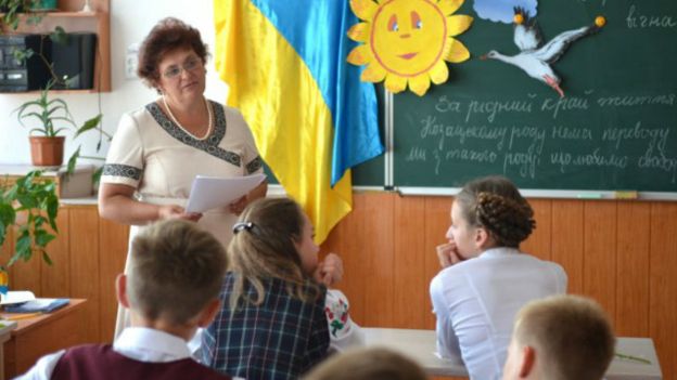 Зарплата учителей в 2020 году может уменьшится: Гончарук ошарашил новым заявлением - today.ua