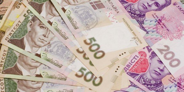 Пенсії в Україні: на скільки зросли виплати