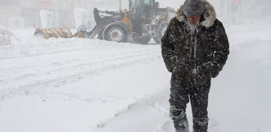 Много снега и порывистый ветер: синоптики предупредили о резком ухудшении погоды - today.ua