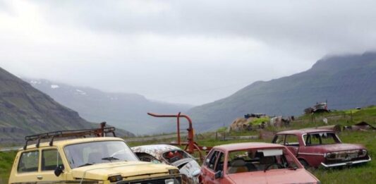 У Канаді знайшли «кладовище» автомобілів Lada - today.ua