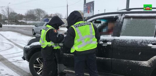 Поліція отримала законне право штрафувати “євробляхи“ - today.ua