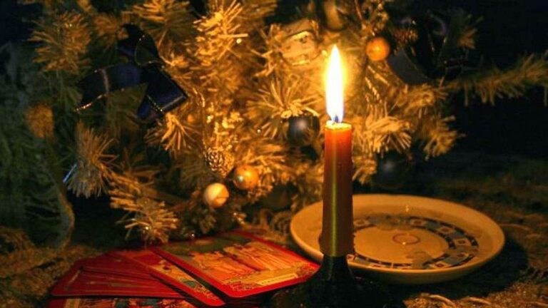 ТОП-5 ворожінь на Старий Новий рік: астролог дала поради  - today.ua