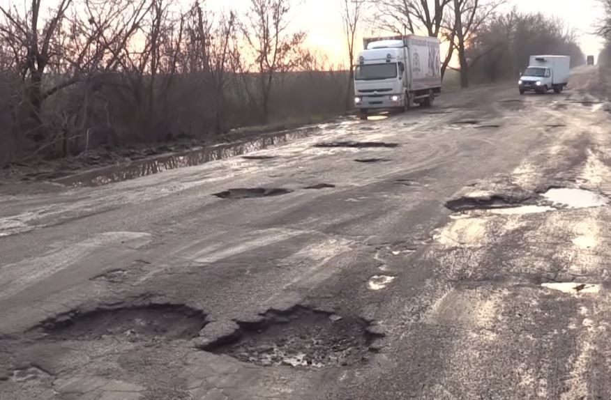 ТОП-5 самых плохих украинских дорог ТОП-5 самых плохих украинских дорог - today.ua