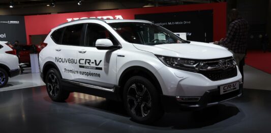 Навесні в Україні з'явиться економна Honda CR-V - today.ua