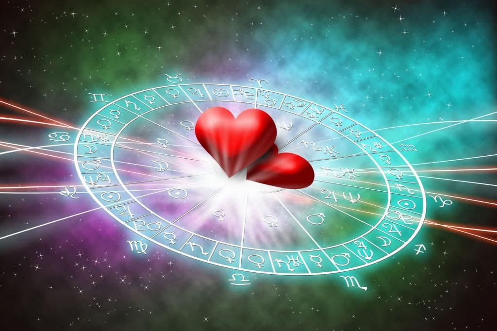 Астрологи назвали три знаки Зодіаку, які зустрінуть кохання та забудуть про самотність у грудні 
