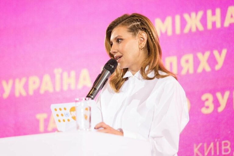“Кожному варто це запам'ятати“: Олена Зеленська звернулась до всіх жінок - today.ua