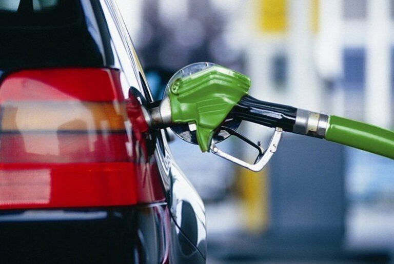 Стоимость бензина снижается из-за «короновируса» - today.ua