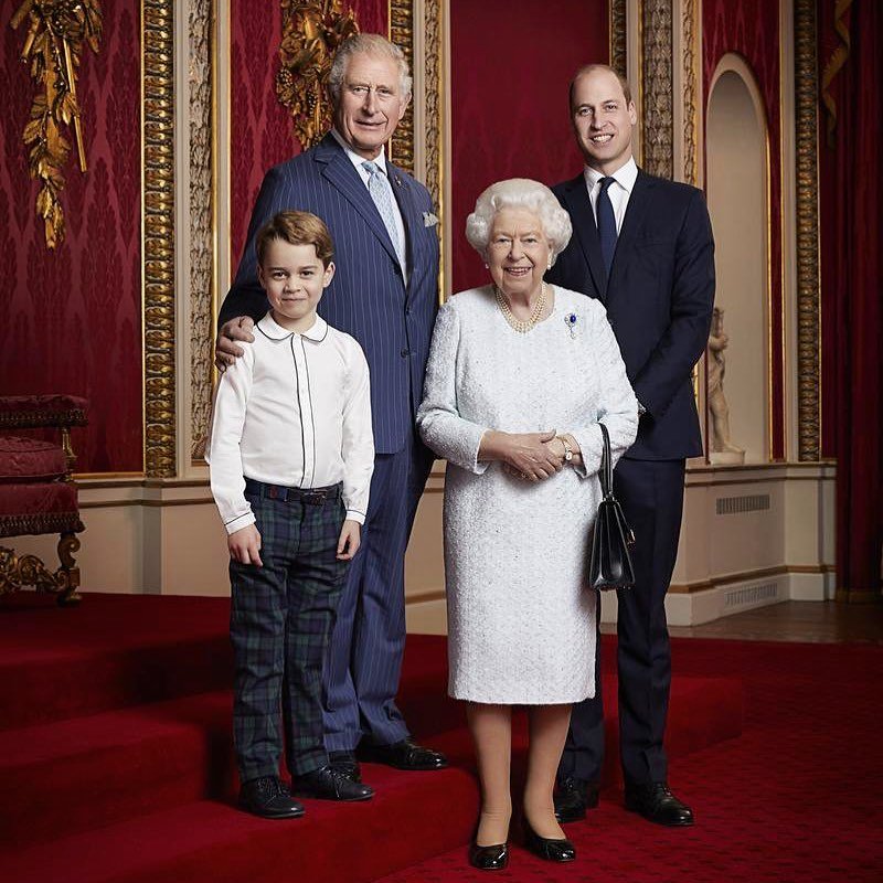 Королівська сім'я розділилася: Меган Маркл навідріз відмовилася їхати за чоловіком в Лондон