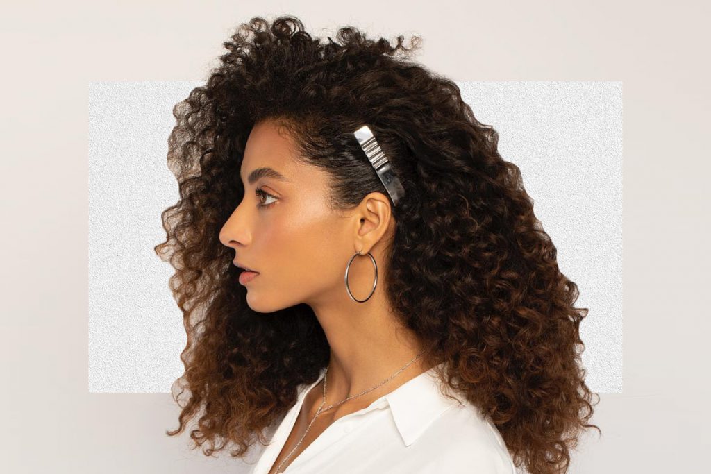 Прически и аксессуары на средние волосы: главные тренды 2020 (фото) - today.ua