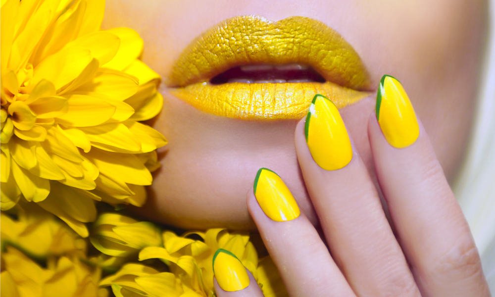 Желтый маникюр 2020: главные тренды весеннего нейл-арта (фото) - today.ua