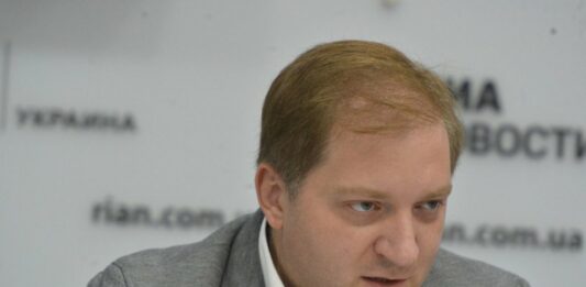 “Побуду вдома“: нардеп від ОПЗЖ, який спілкувався із зараженим коронавірусом, вирішив самоізолюватись - today.ua