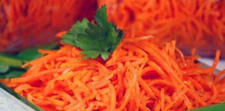 Рецепт корейської моркви: як приготувати ароматну і смачну азіатську закуску - today.ua