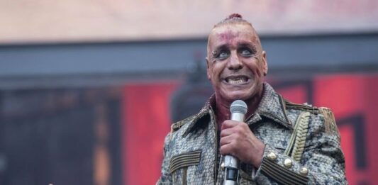 Лидер Rammstein Тилль Линдеманн подхватил коронавирус: “Где-то всплакнула Лобода“ - today.ua