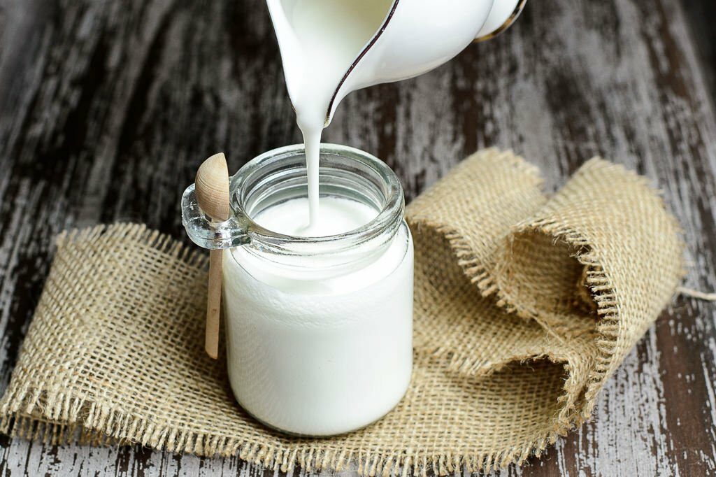 Домашній йогурт для схуднення: кілька варіантів приготування корисної страви 