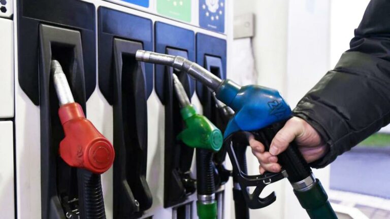 В Украине дешевеет бензин и дизель - today.ua