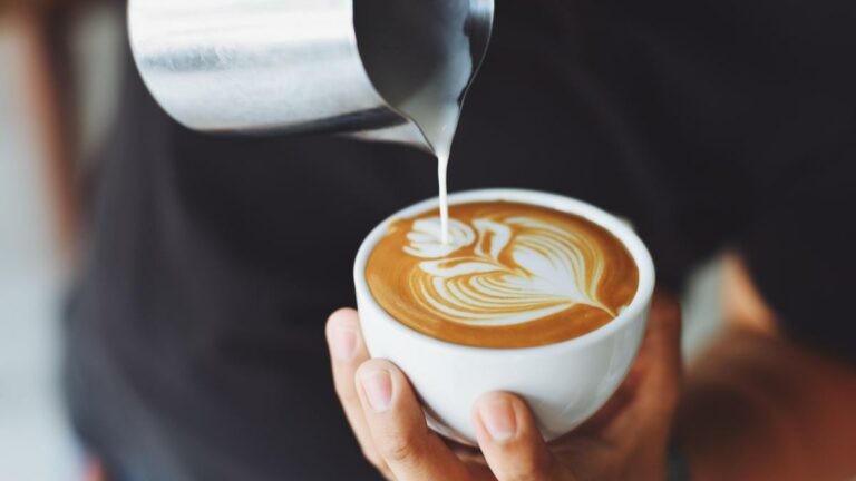 Як правильно готувати каву: названо найкорисніший та найшкідливіший рецепти - today.ua
