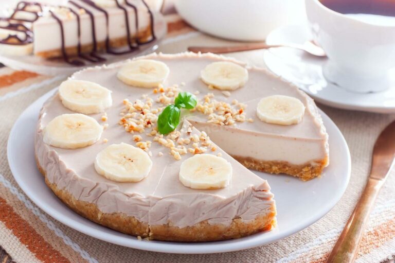 Банановий чізкейк без випічки: покроковий рецепт популярного десерту - today.ua