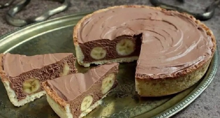 Ніжний десерт за 20 хвилин: простий рецепт шоколадно-бананового торту - today.ua