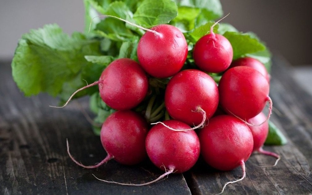 Самый полезный весенний овощ защитит от рака и исцелит от ОРВИ