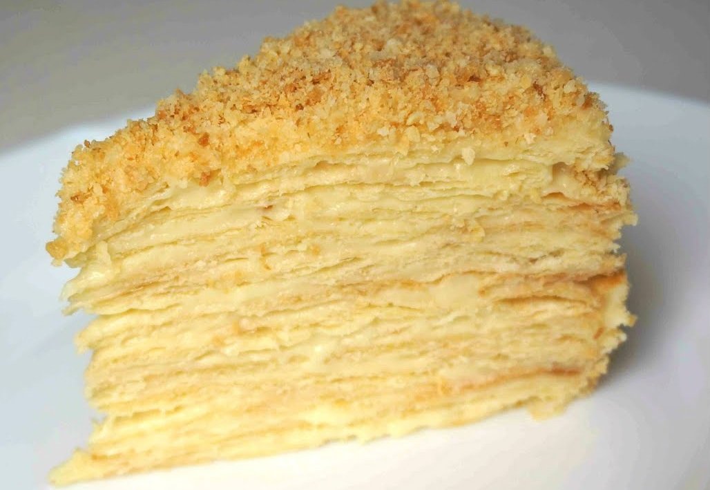 Торт «Наполеон» без выпечки: рецепт нежного десерта с секретным ингредиентом