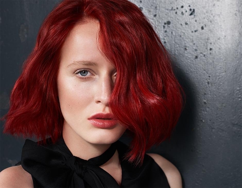 ТОП-3 самых неудачных цвета для волос, которые визуально делают женщину старше