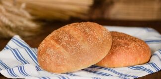 Домашний хлеб в духовке: простой рецепт на каждый день - today.ua