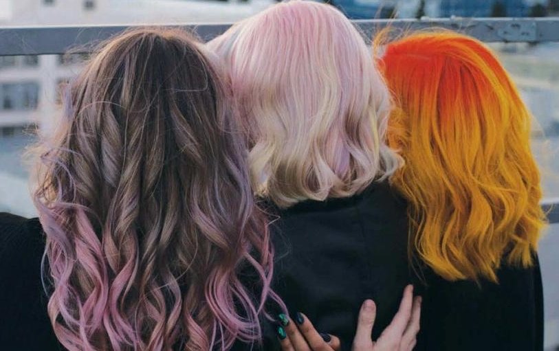 ТОП-3 найбільш невдалих кольорів для волосся, які візуально роблять жінку старшою