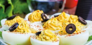 Рецепт фаршированных яиц на Пасху: лучшие варианты пикантных начинок - today.ua