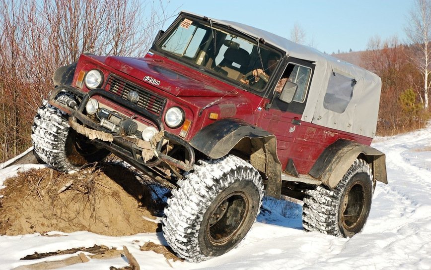 Из ЛуАЗа сделали брутальный внедорожник - today.ua