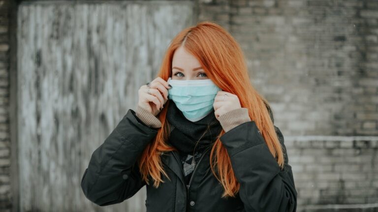 Коронавирус в Украине приближается к своему пику: количество заболевших за сутки резко увеличилось - today.ua