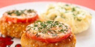 Соковиті м'ясні котлети з помідорами і сиром: апетитна страва для ситного обіду - today.ua