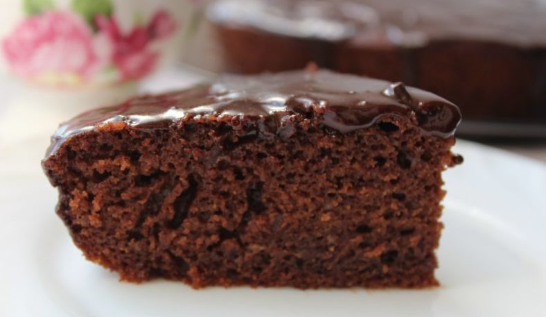 Шоколадный торт без яиц и молока: рецепт вкуснейшего десерта из простых ингредиентов