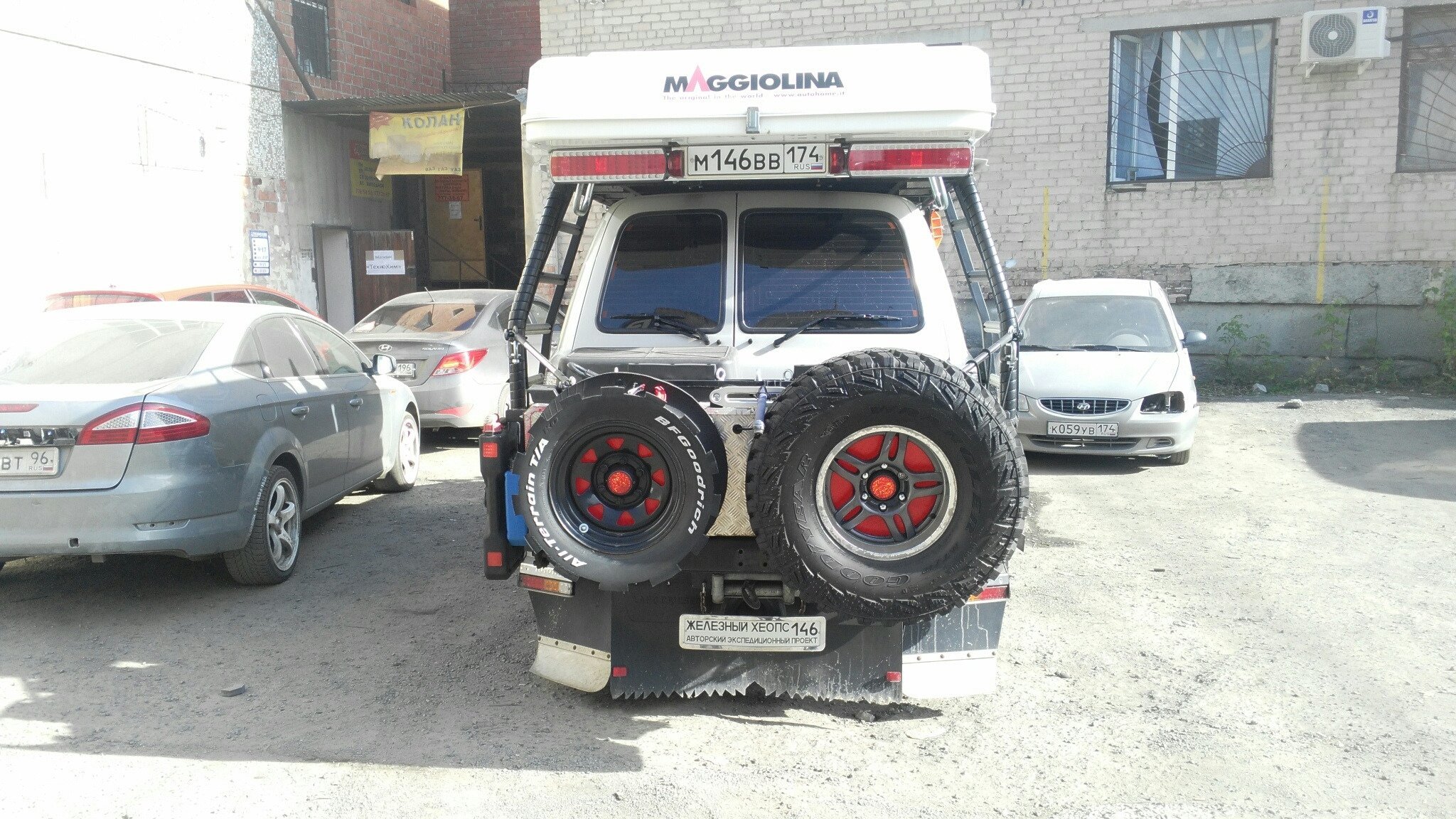 Toyota Land Cruiser 80, що може пережити Апокаліпсис - today.ua