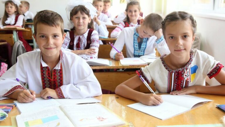 Школы будут работать по-новому: в МОН сделали важное для учителей и школьников заявление - today.ua