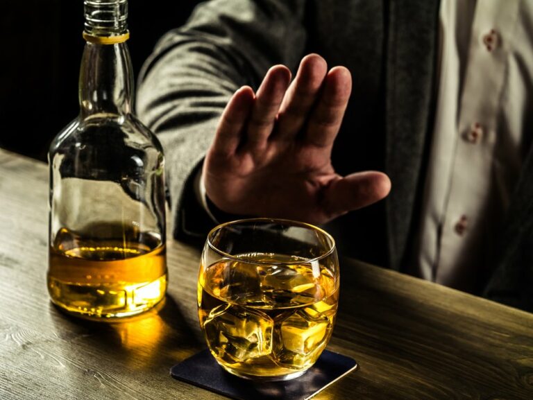 Какая доза алкоголя является безопасной для здоровья человека? - today.ua