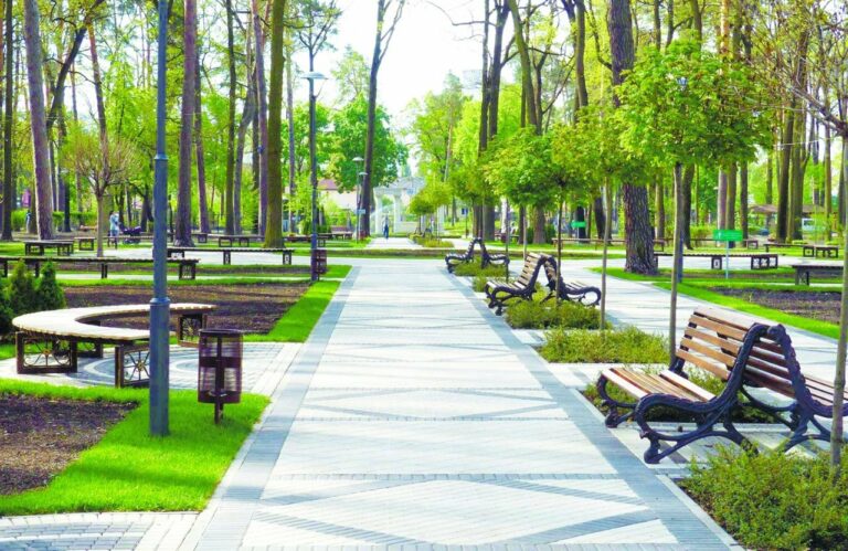 Ослабление карантина в Украине: опубликованы новые правила посещения парков - today.ua