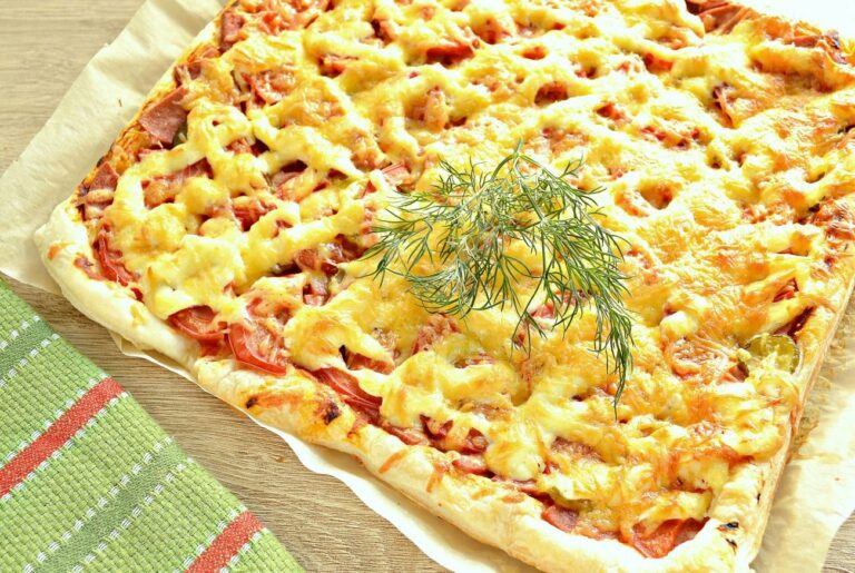 Пицца на слоеном тесте: вкуснее только в Италии - today.ua