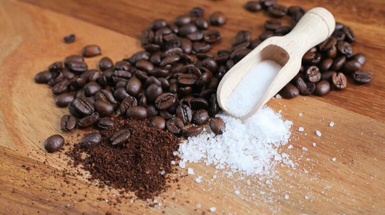 Кава з сіллю: рецепти напою з м'яким смаком і чарівним ароматом - today.ua