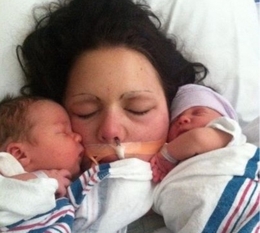 Чоловік сфотографував свою вагітну дружину напередодні пологів: яка деталь на фото врятувала жінці життя