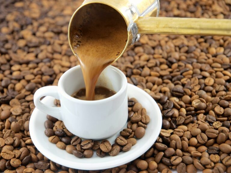 Кава як у кав'ярні: смак напою покращить секретний інгредієнт - today.ua