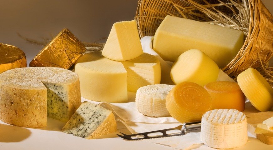 Назван самый вредный сыр, который нужно исключить из рациона питания 