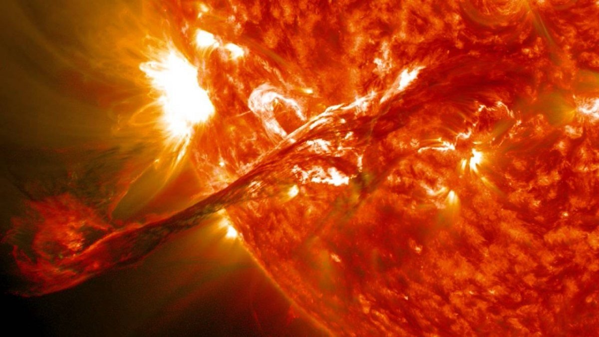 Магнитные бури в мае 2020: почему врачи бьют тревогу именно сейчас