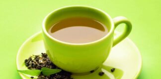 Болит спина: какой полезный напиток заменит по утрам кофе - today.ua