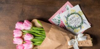 Подарунок для мами на День Матері: 10 гідних ідей для тих, хто не встиг ще придбати презент - today.ua
