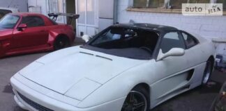 В Україні знаменитий суперкар Ferrari продають за ціною Дастера - today.ua