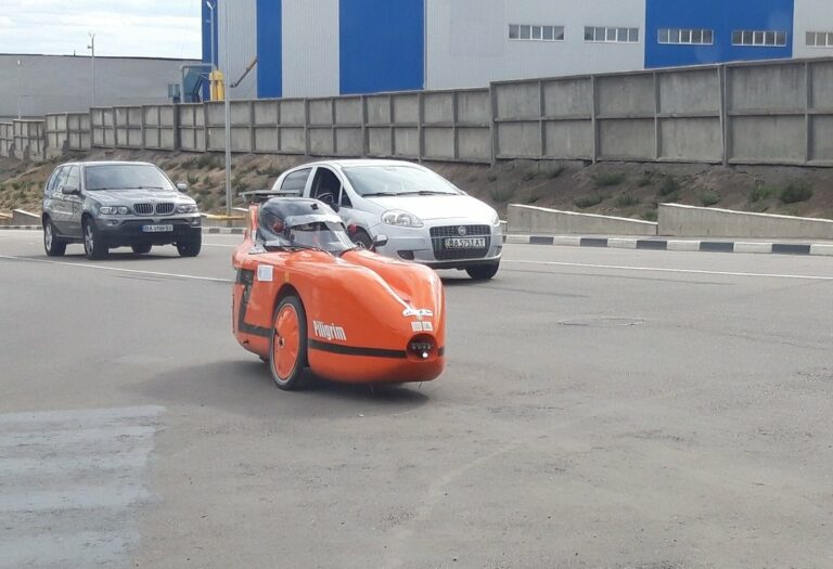 Украинец создал уникальный электромобиль  - today.ua