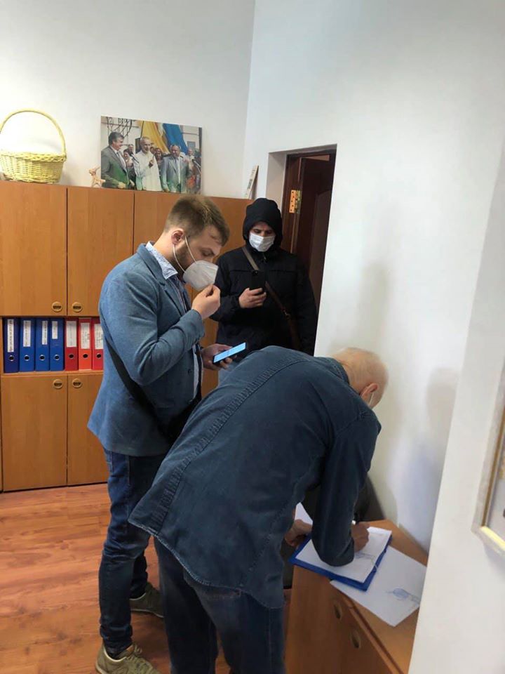 Арестовали: Зеленский, таки, добрался до Порошенко
