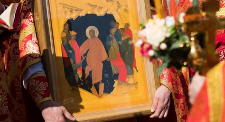 Праздник 27 мая: что принято и запрещено делать накануне Вознесения Христова - today.ua