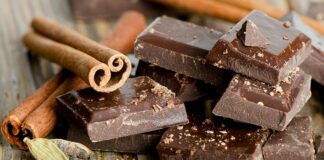 Шоколад може бути небезпечний для здоров'я: у чому головна загроза  - today.ua