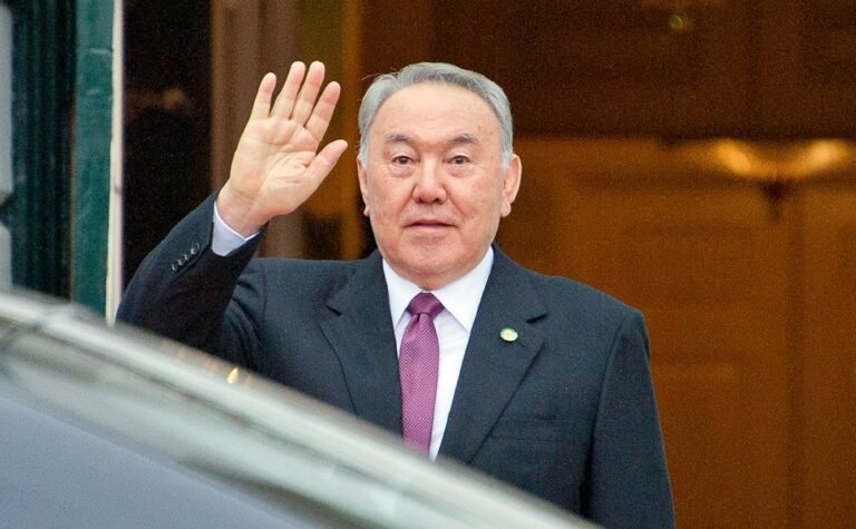 У Назарбаева обнаружили коронавирус: как чувствует себя экс-президент Казахстана - today.ua